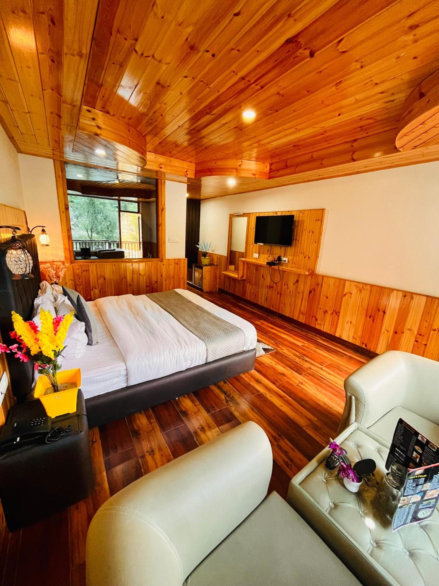 Himalayan Riverside Resort, Manali Luaran gambar